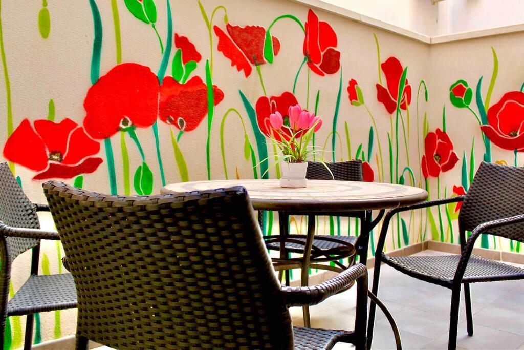 Downtown Jinetes Deluxe With Pool & Free Parking Daire Málaga Dış mekan fotoğraf