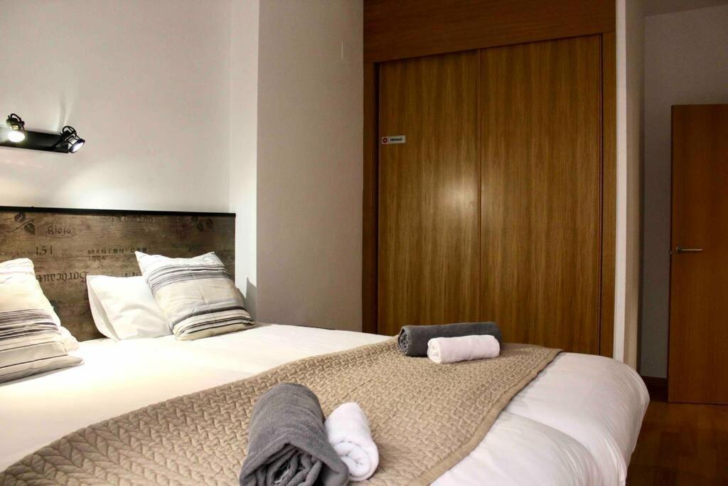 Downtown Jinetes Deluxe With Pool & Free Parking Daire Málaga Dış mekan fotoğraf